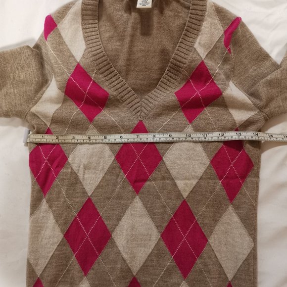 Banana Republic 100% merino wool V-neck sweater - Picture 4 of 5